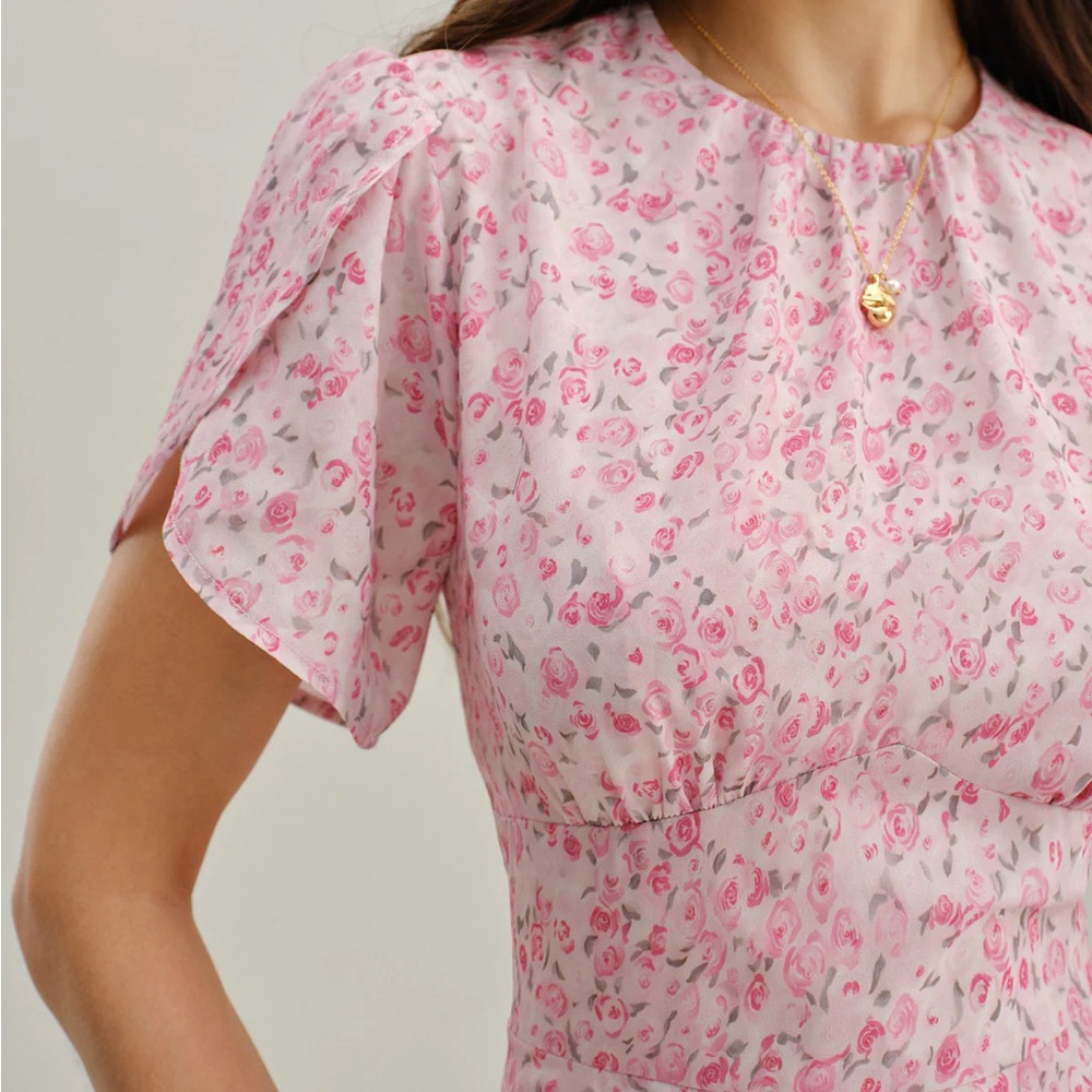 Pink Floral Round Neck Pleated Mini Dress - Picture 2 of 8